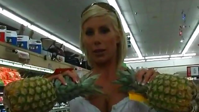 Sizzling Blondes Get Naughty During a Supermarket Shopping Trip