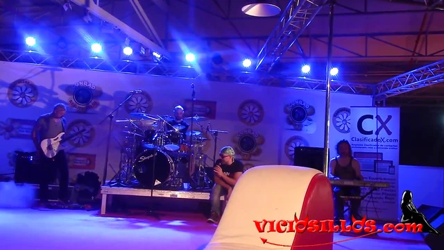 Dana Rico Ignites Pornoband Performance at FEDA 2015 Event Showdown