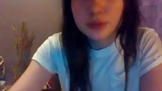 Horny Girlfriend Fingers Her Hairy Pussy Live On Webcam Show