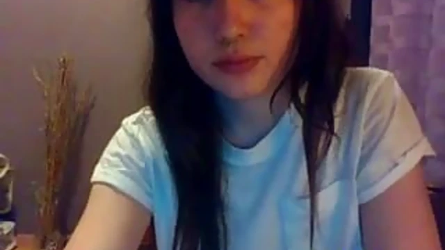 Horny Girlfriend Fingers Her Hairy Pussy Live On Webcam Show