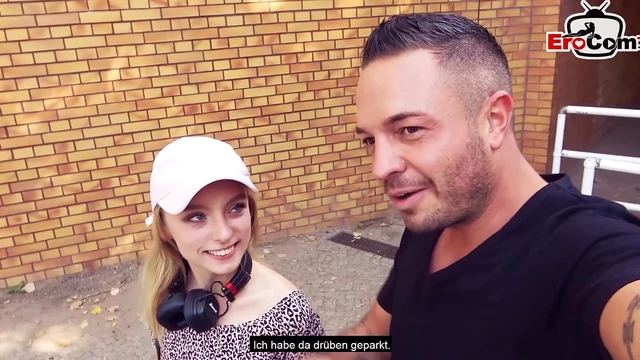 Teen Tourist Tempted into Public Outdoor Sex Adventure Story