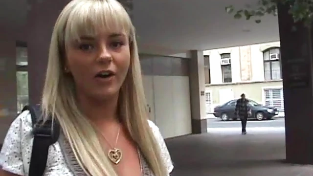 Bold Bree Olson Dazzles Crowds by Flaunting Her Sensational Tits Publicly