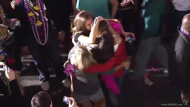 Blonde Mom Shows Her Big Boobs to Crowd in Real-Life Porn Clip