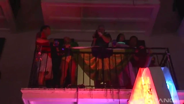 Sizzling Brunette Teases Pussy in Sultry Solo Masturbation Showdown