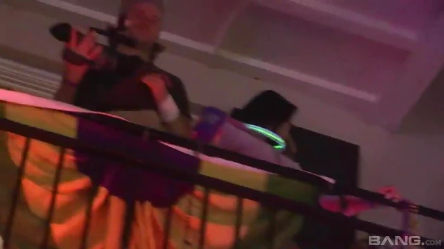 Sizzling Brunette Teases Pussy in Sultry Solo Masturbation Showdown