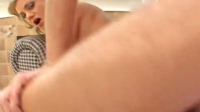 Sizzling Cocksucker Double Penetrated, Driving Her Over The Edge To Orgasm