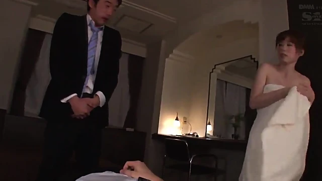 Caught Fresh Outta Shower She Gets Fucked Hard Right There