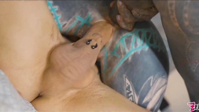Sizzling Tattooed Anuskatzz Gets Double Penetrated Hard & Deeply