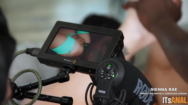 Two Black Dudes Fuck All Holes of Sienna Rae in BTS Video Intensely