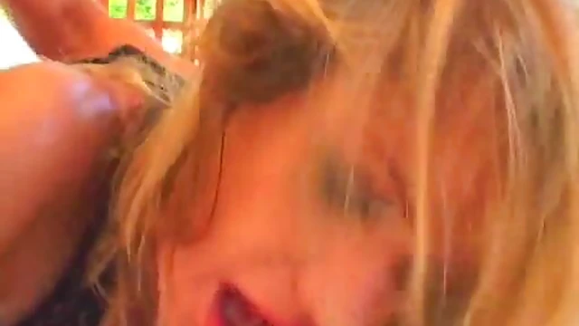 Sizzling Naughty Avril Enjoys Amazing Double Penetration Sex Orgasm