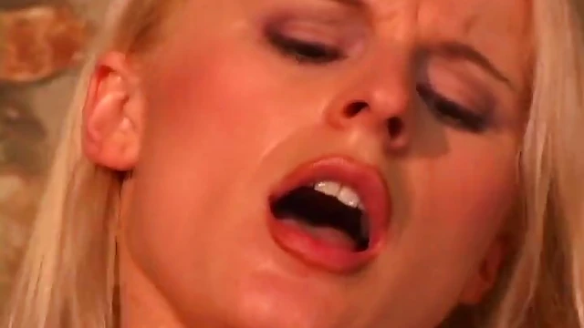 Blonde Beauty Craves Anal Sex & Double Penetration Thrills