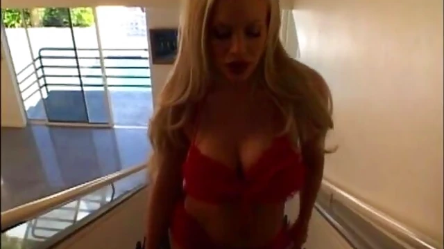 Sleek Slutty Bimbo Gets Doubly Penetrated While Wearing Latex Boots