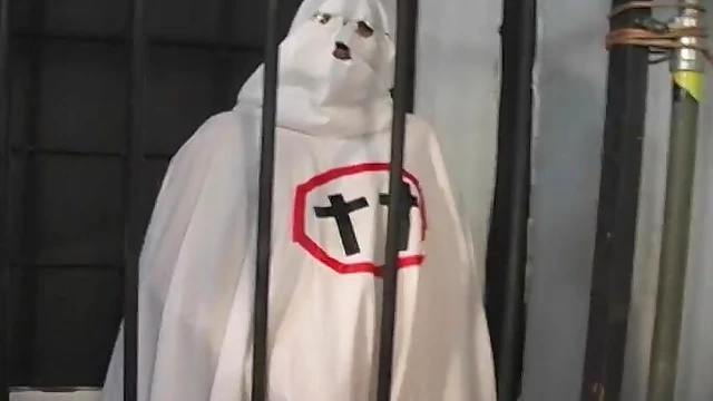 Spring Thomas Craves Double Penetration for Ultimate Pleasure