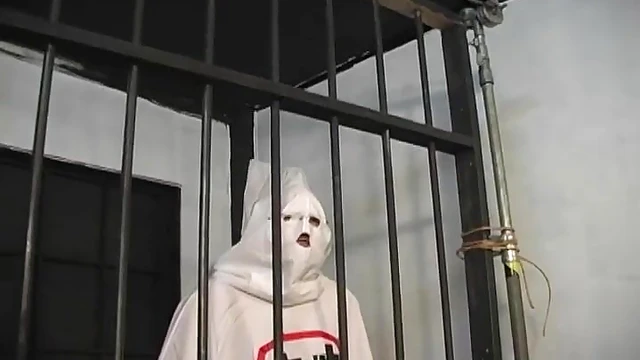 Spring Thomas Craves Double Penetration for Ultimate Pleasure