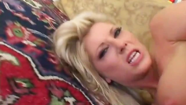 Slutty Teen Michelle Barracks Gets Nailed in Hot Threesome Adventure