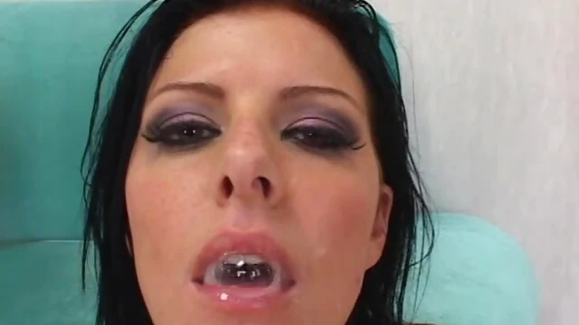 Naughty Taryn Thomas Enjoys MMF Threesome with Double Penetration Fun