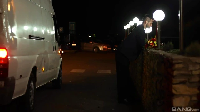 Slutty Shrima Malati Enjoys MMF Threesome With Random Strangers Deeply