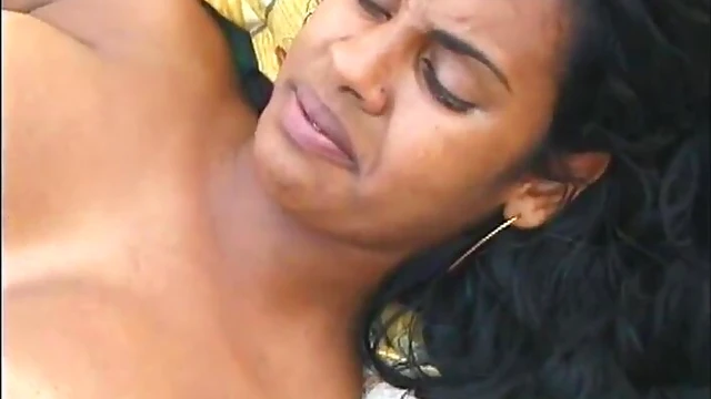 Sexy Latina Gets Her Ass Fucked Hard Outside Naturally