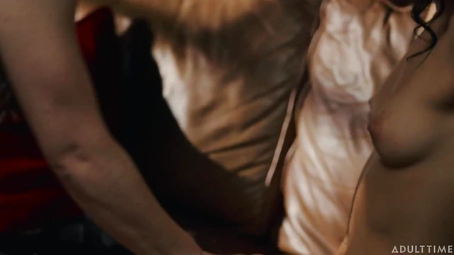 Emily & Natalie's Hot Foot Fetish Showdown: Steamy Sex Scenes Unleashed