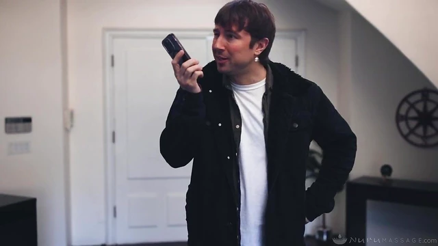 Sensual Nuru Massage by Vanna Bardot Leads to Hot Sex Encounter