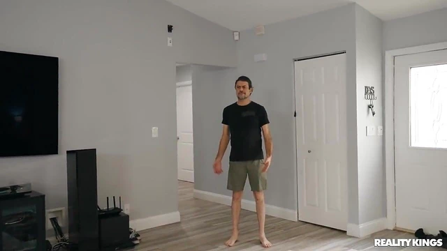 Curvy Latina Turns Yoga Into A Hot Fucking Fantasy Experience