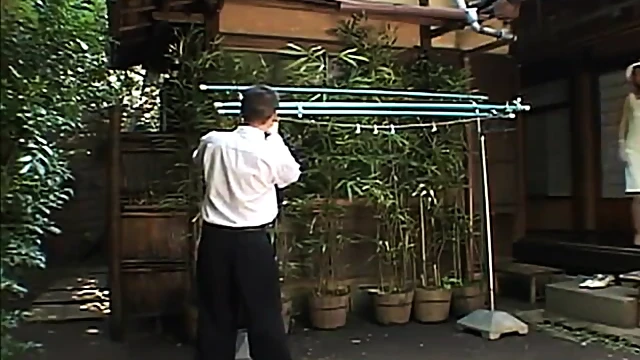 Sizzling Japanese Star Delivers Mind-Blowing Oral Pleasure Before Sex