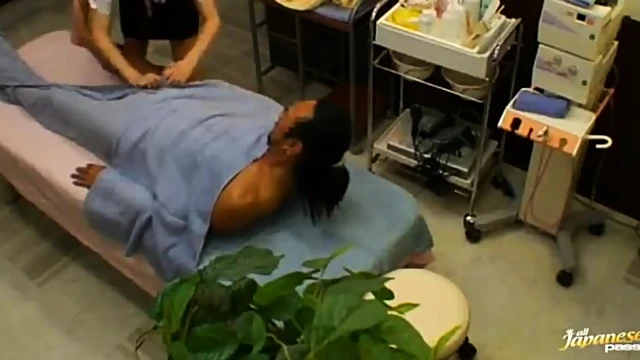 Japanese Massage Therapist Gets Fingered Before Hardcore Pound Session