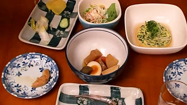 Japanese Girl Gets Fucked By Strangers After Pickup On Subway Ride