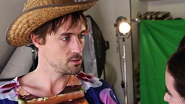 Hot Keisha Grey Teases Chick’s Pussy Before Making Her Wet With Passion