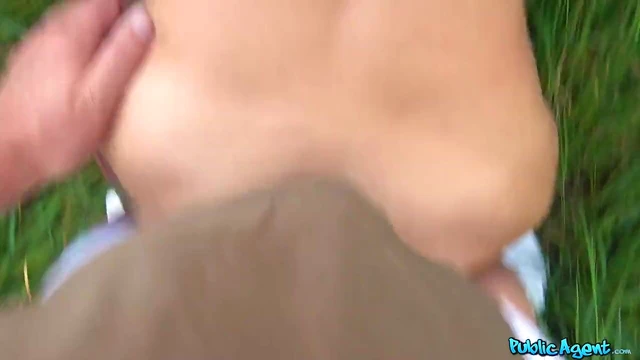 Sizzling Jade Presley Loves Strangers Cumming Over Her Pussy & Naked Body