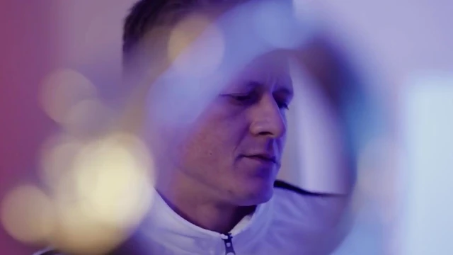 Evelyn Claire Enjoys Riding Hard Cock in Sultry Cowgirl Position Thrills