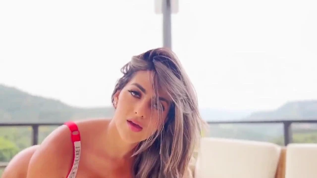 Blonde GF's Hot Ass Takes Charge In Steamy Homemade XXX Video