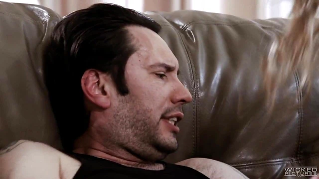 Sexy Ebony Mercedes Carrera's Busty Lovemaking Adventure in Living Room