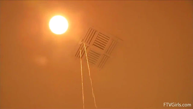 Bold Beauty Goes Nude Before Camera Without Any Hesitation