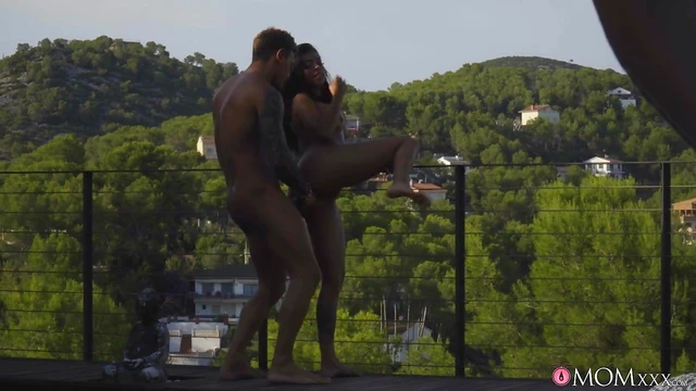 Outdoor Hardcore Sex With Curvy Mature Mommy Canela Skin's Hot Ass