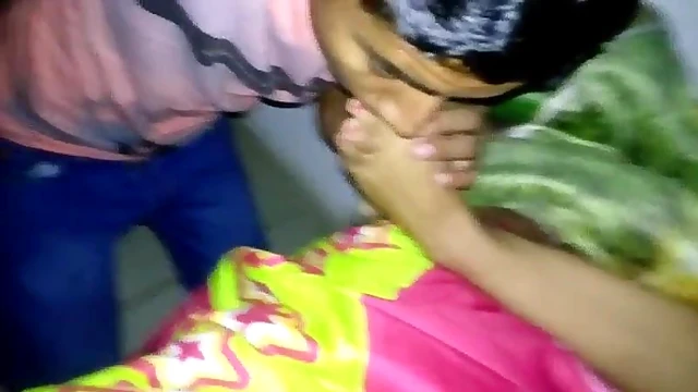 Sucking Melissa's Juicy Feet Leads to Toe-Curling Oral Delights