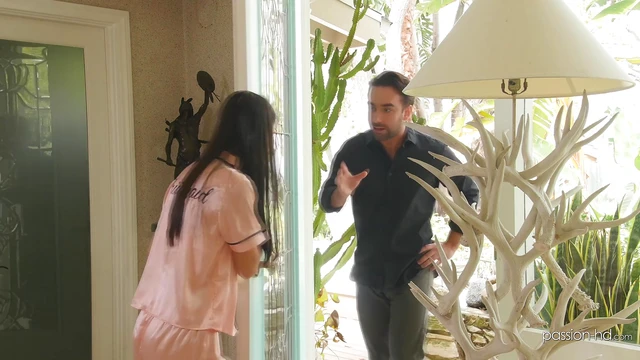 Sizzling Brunette Latina Masturbates Before Steamy Fuck Fantasy