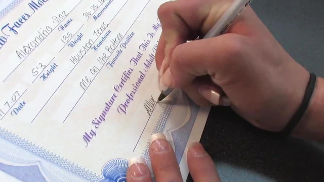 Sizzling Latina Cowgirl Screams Loudly as Big Cock Fills Her Shaved Pussy Deep