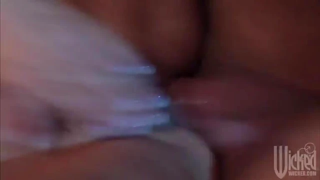 Mikayla Mendez Seduces a Hot Lover Using Her Sultry Curves Expertly