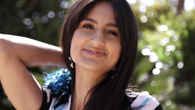 Cheerleader Eliza Drops Uniform for Deep Intimate Fuck Action