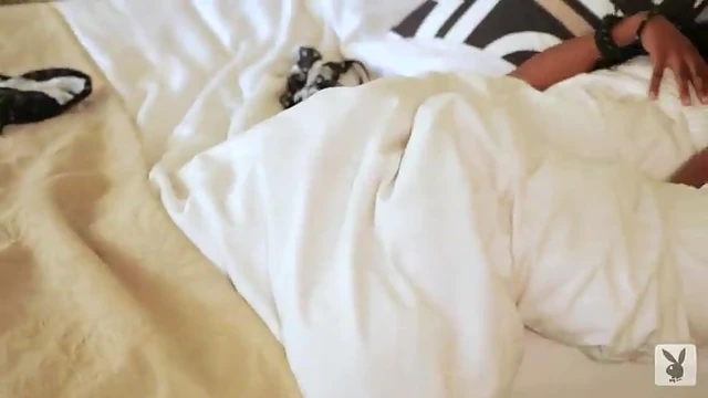 Sizzling Latina Cara Costillo Shows Off Her Dark Nipples Seductively