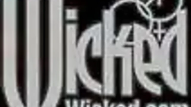 Sizzling Lupe Fuentes Shows Off Her Luscious Curves Solo for the Cam!