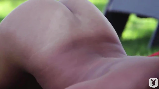 Seductive Exotic Beauty Reveals Stunning Curves & Tempting Natural Tits