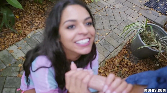 Sexy Brunette Vienna Black Takes It Outside for Unforgettable Outdoor Fun