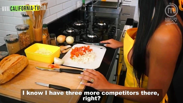 Famous Clara Wellen Opens Door Naked for Motorcycle Courier's Surprise Delivery