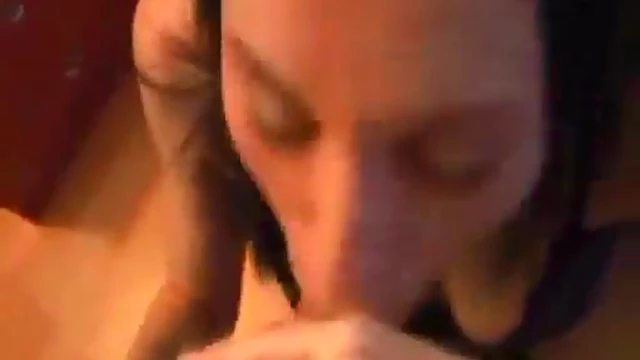 Sexy Homemade Video: Hot Latina Gives Amazing Blowjob & Receives Facial