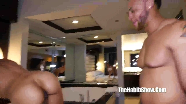 BBC Ludus Fucks Texas Mixed Freak Lizzy Passionately