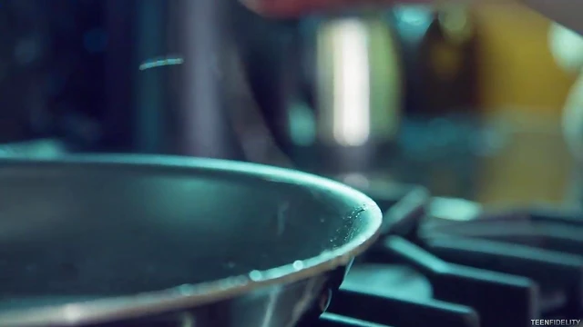 Skipped Lunch Ends Up in Hot Kitchen Counter Top Fuck Fest