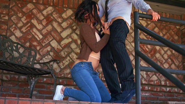 Blindfolded Girlfriend Gets Hardcore Fucked by Her Man Passionately