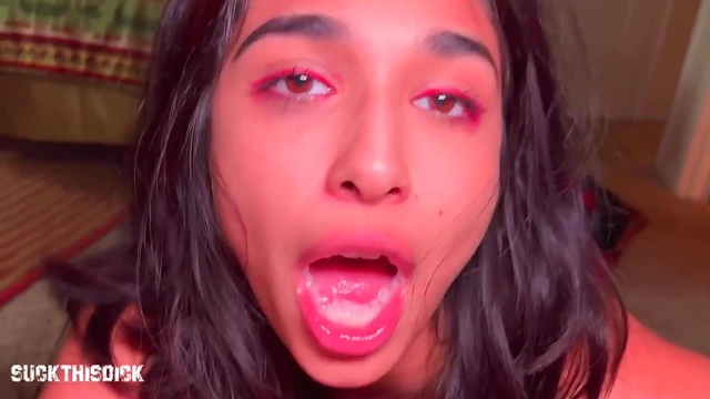 Reina Rae Returns to Give Jaw-Dropping Blowjob Performance